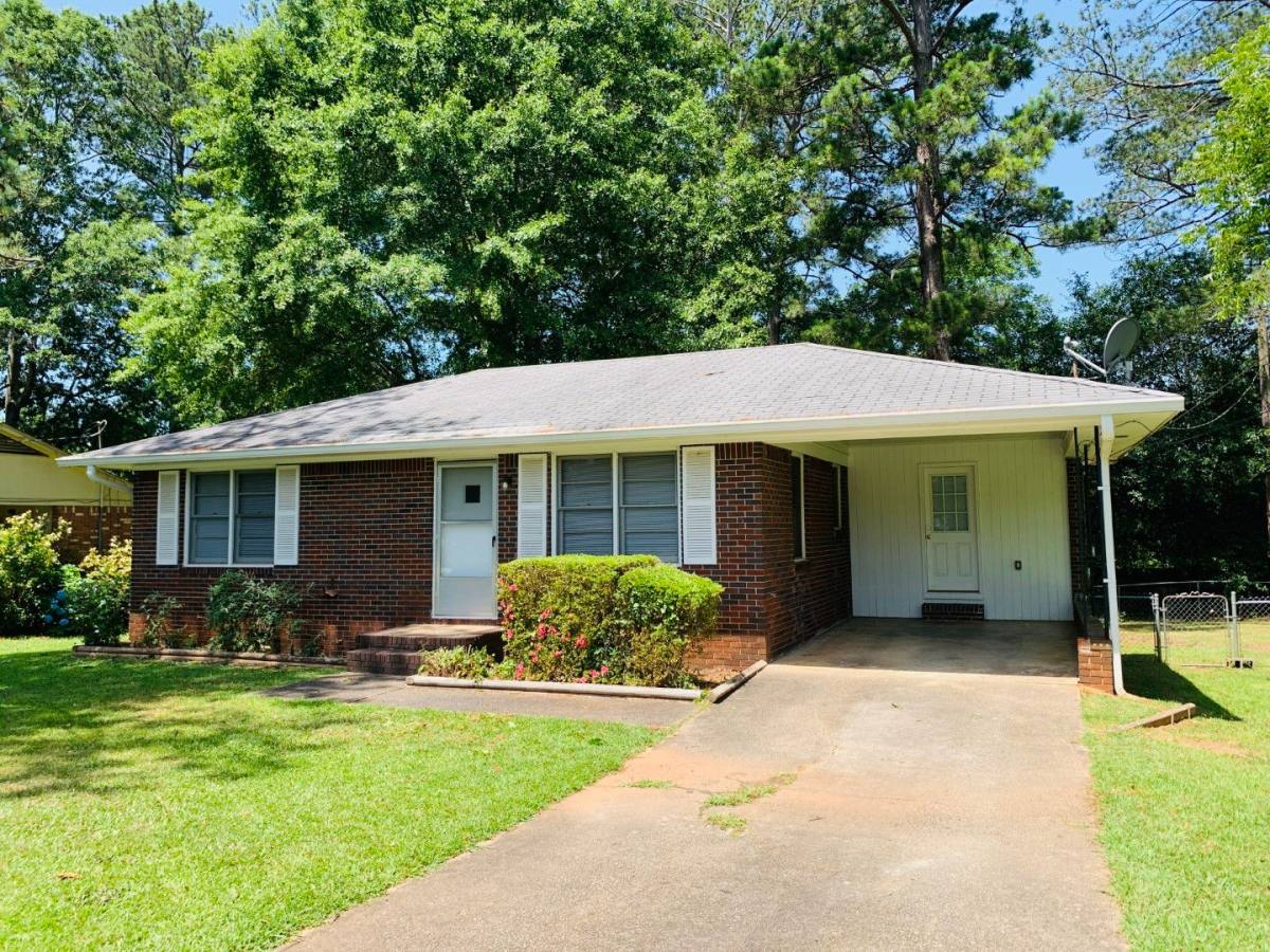 House for rent at 6 Ozmore St, Newnan, GA 30263