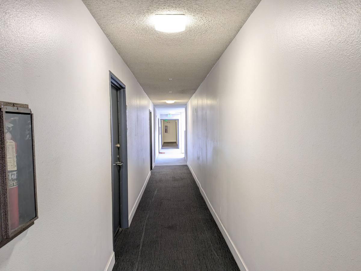 Apartment for rent at 864 S New Hampshire Ave, Los Angeles, CA 90005