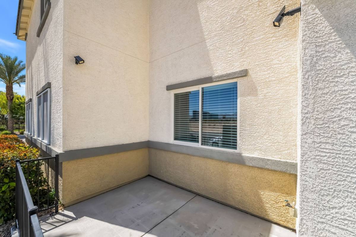 Townhouse for rent at 12184 Mojave Gold Rd, Las Vegas, NV 89183