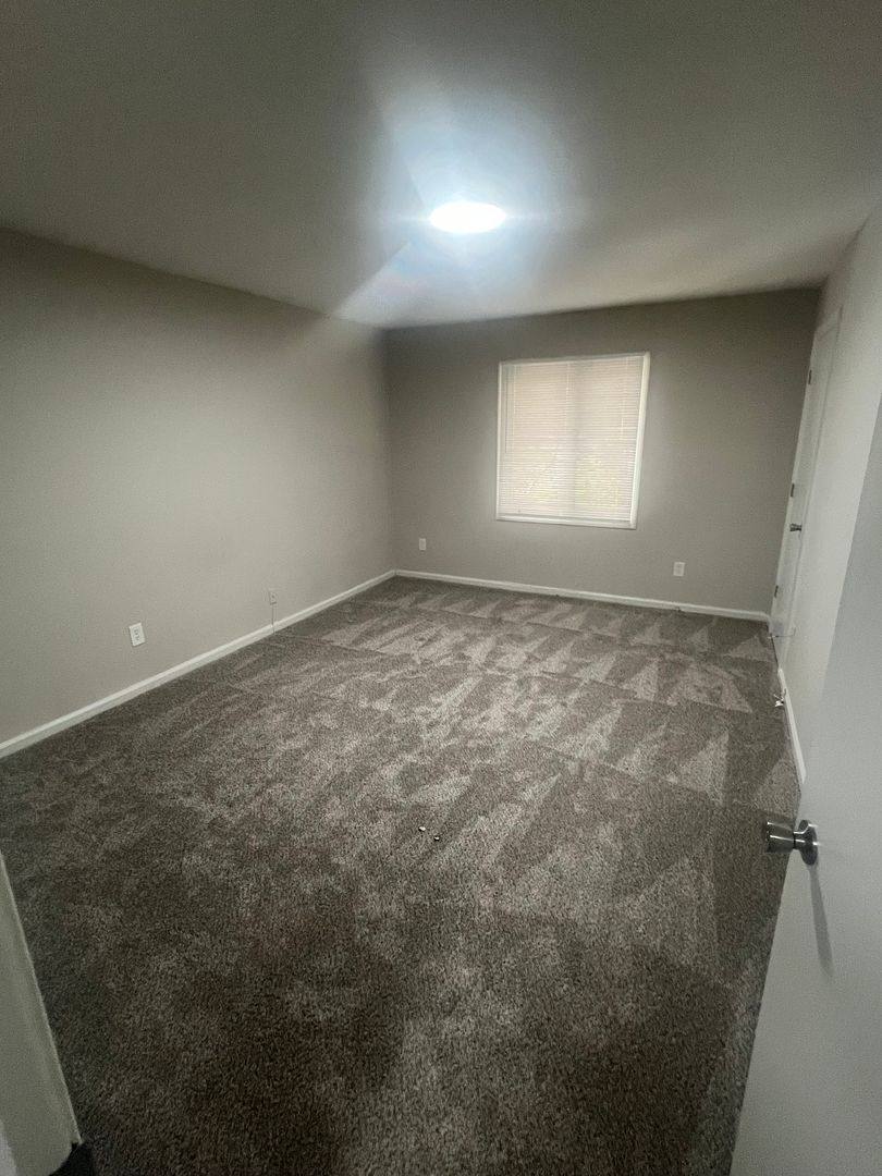 Condo for rent at 1909 Meadowlark Lane, Charlotte, NC 28210