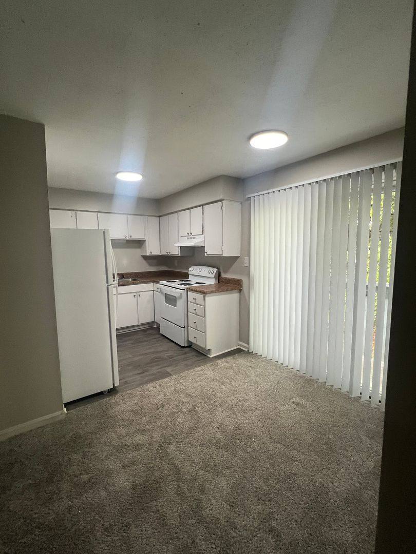 Condo for rent at 1909 Meadowlark Lane, Charlotte, NC 28210