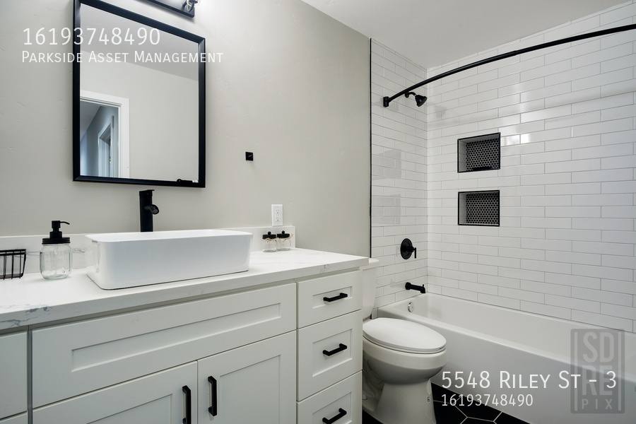 Apartment for rent at 5548 Riley St #3, San Diego, CA 92110