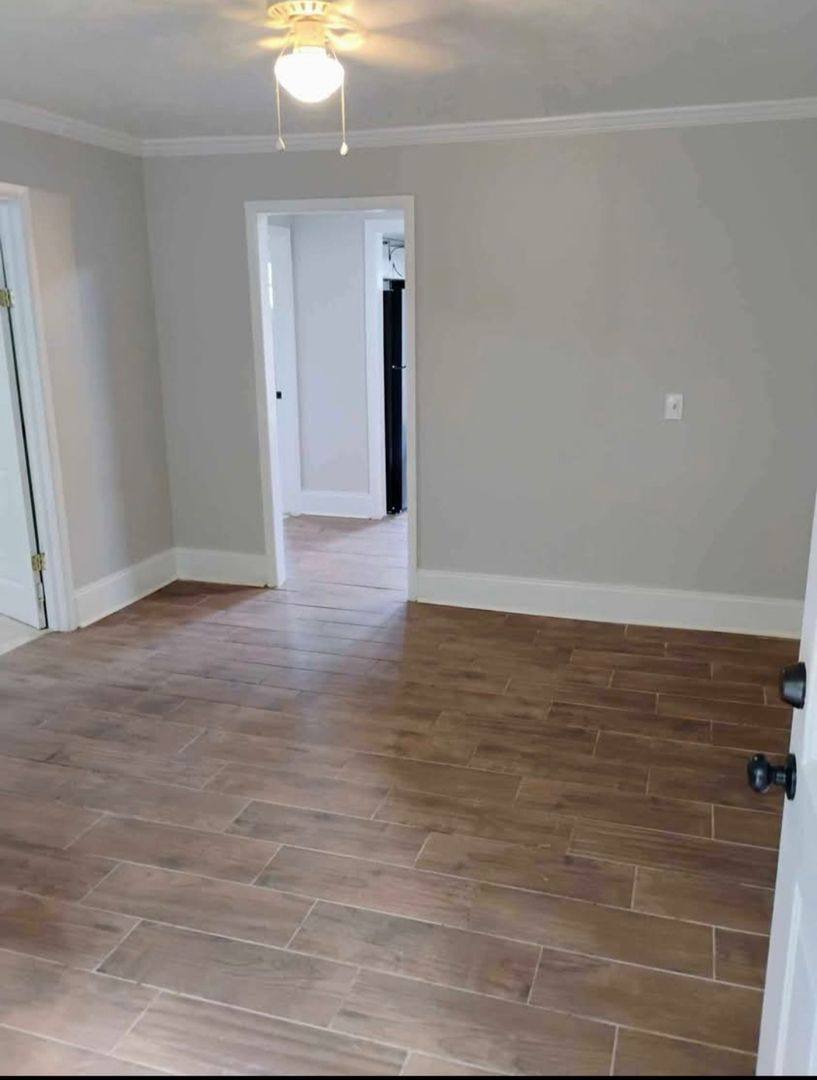 Apartment for rent at 624 Sewanee St, Harriman, TN 37748