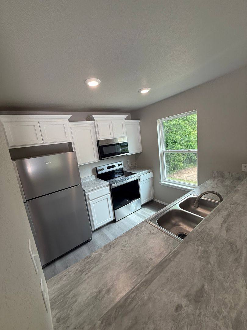 Apartment for rent at 1801 Wirsing Ave, Fort Smith, AR 72904