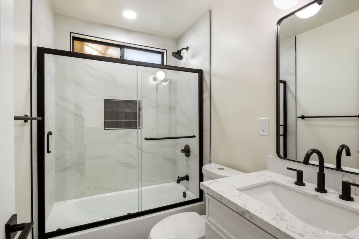 Apartment for rent at 3129 Emerson St, San Diego, CA 92106