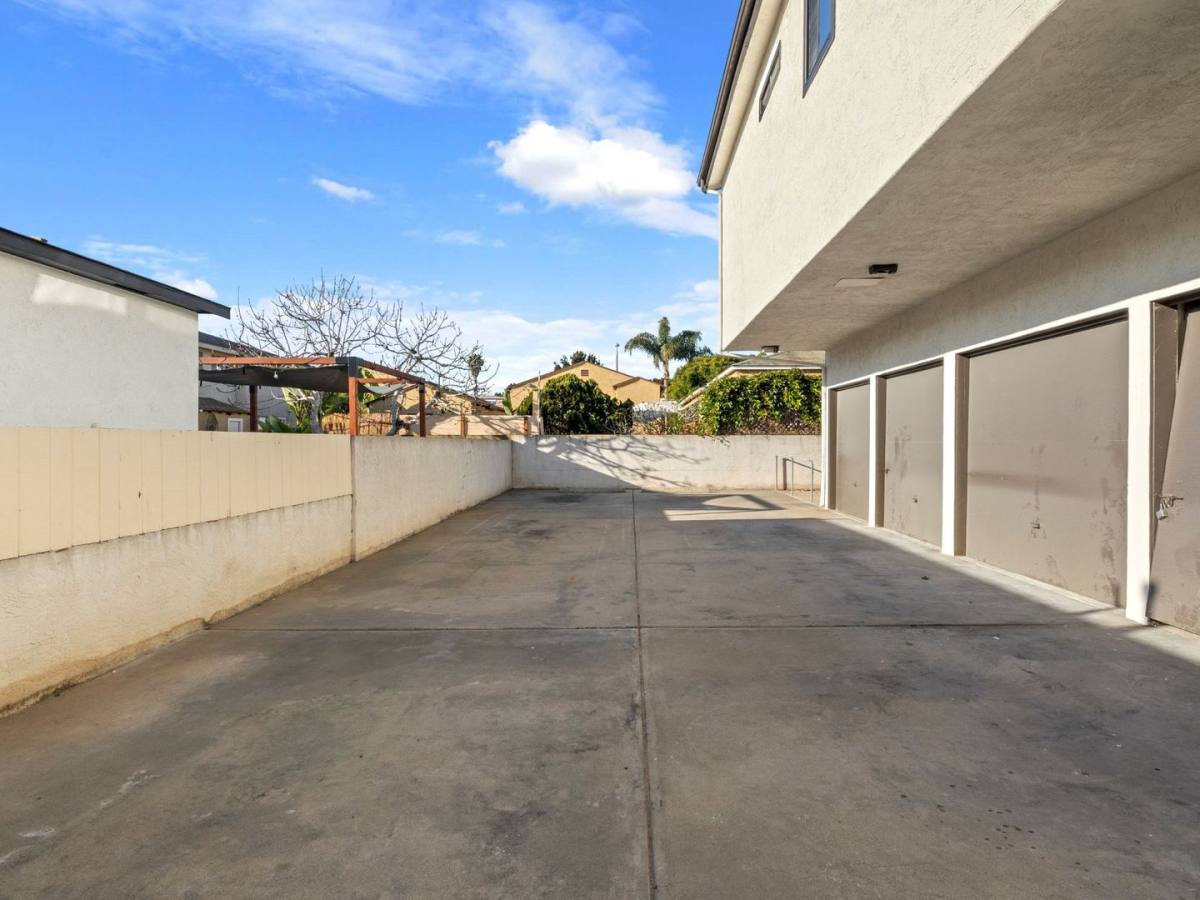 Apartment for rent at 3129 Emerson St, San Diego, CA 92106