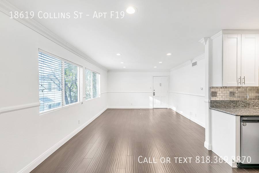 Apartment for rent at 18619 Collins St #F19, Tarzana, CA 91356
