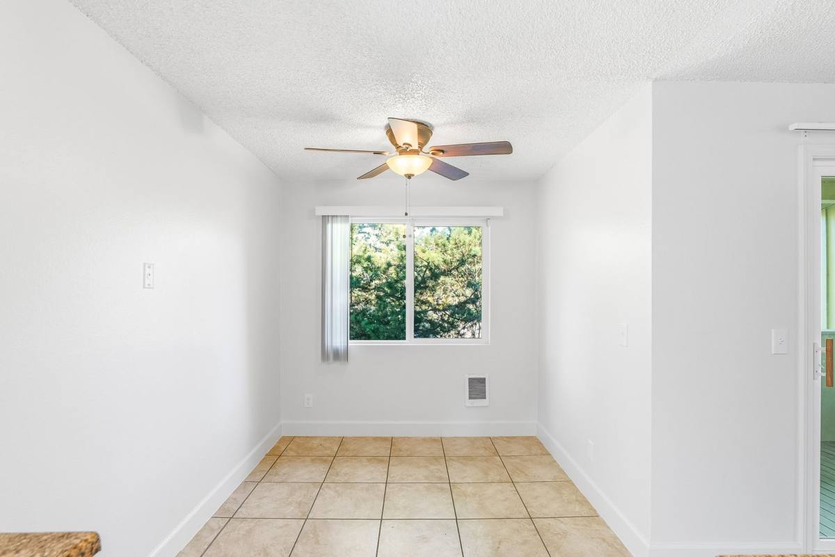 Apartment for rent at 155 NE Kane Dr, Gresham, OR 97030