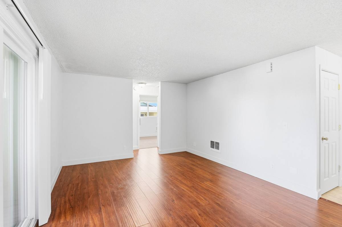 Apartment for rent at 155 NE Kane Dr, Gresham, OR 97030
