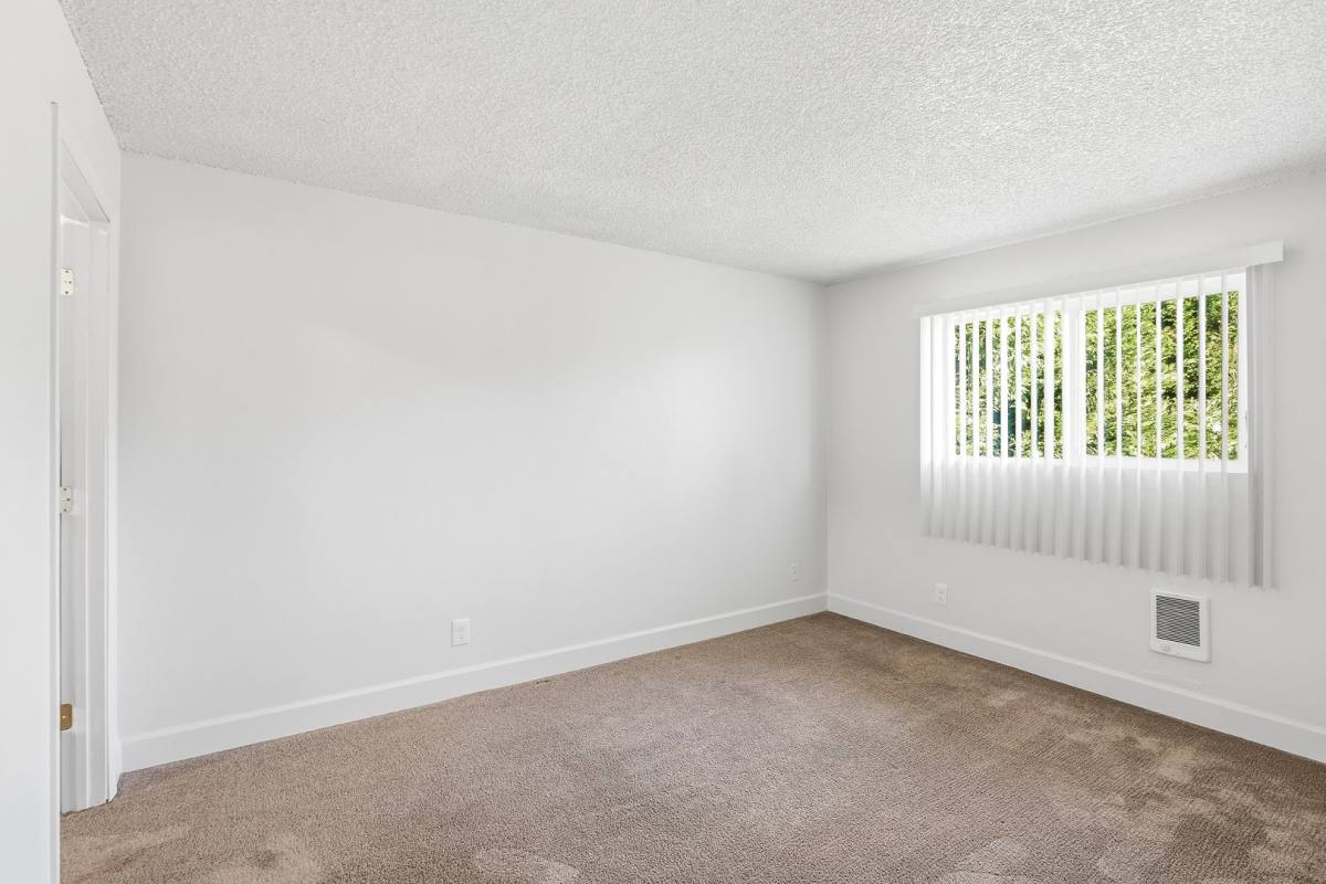 Apartment for rent at 155 NE Kane Dr, Gresham, OR 97030