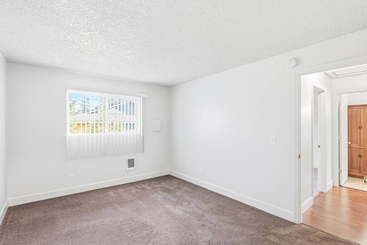 Apartment for rent at 155 NE Kane Dr, Gresham, OR 97030