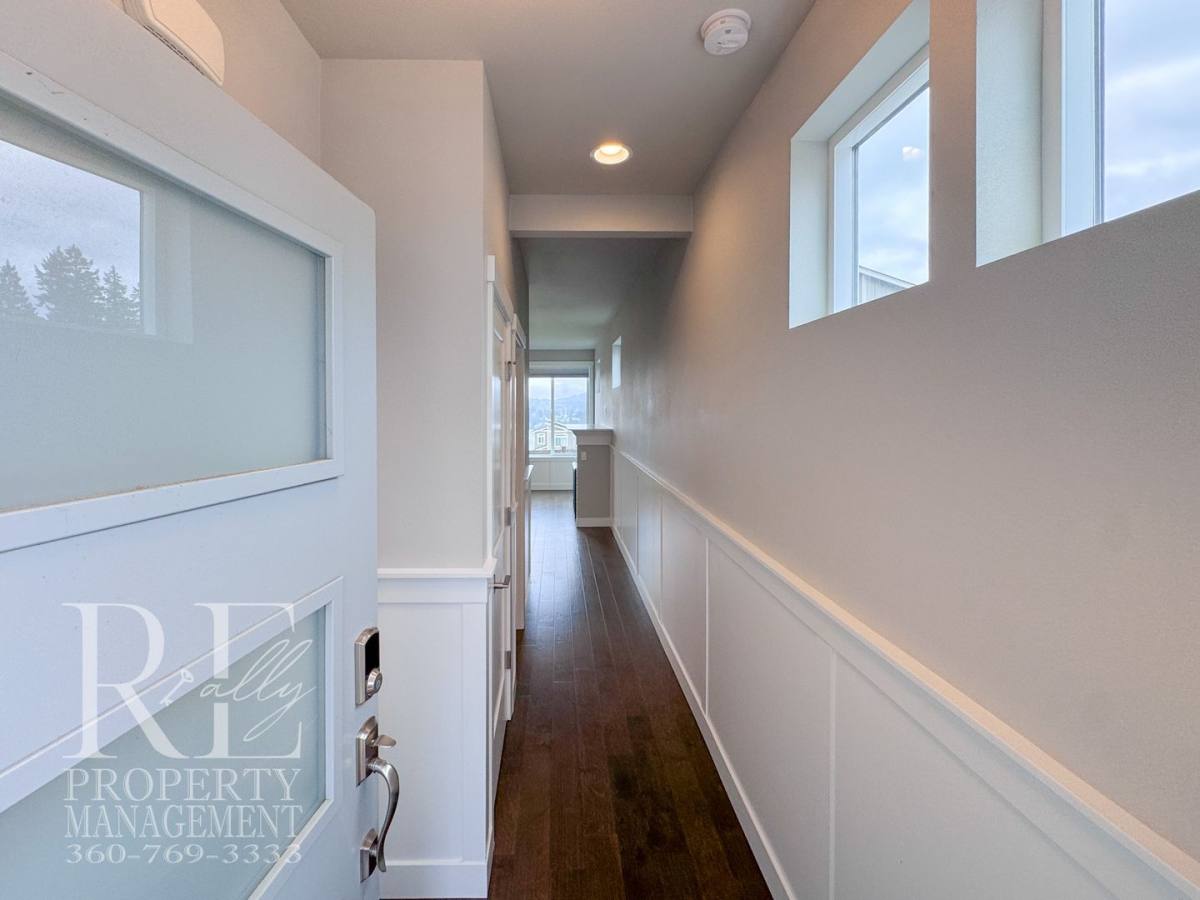 House for rent at 131 Blackfish Court, Bremerton, WA 98310