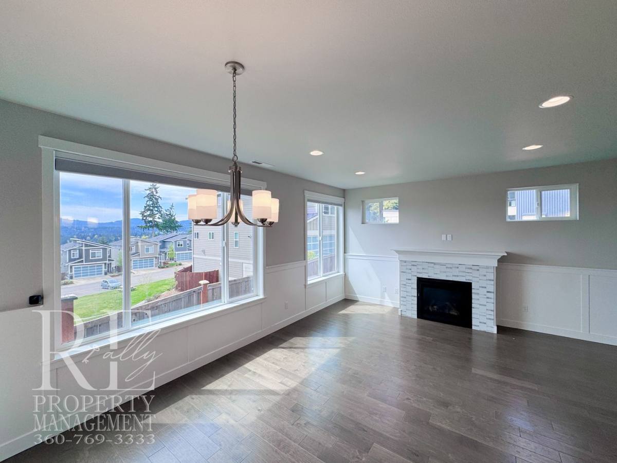 House for rent at 131 Blackfish Court, Bremerton, WA 98310