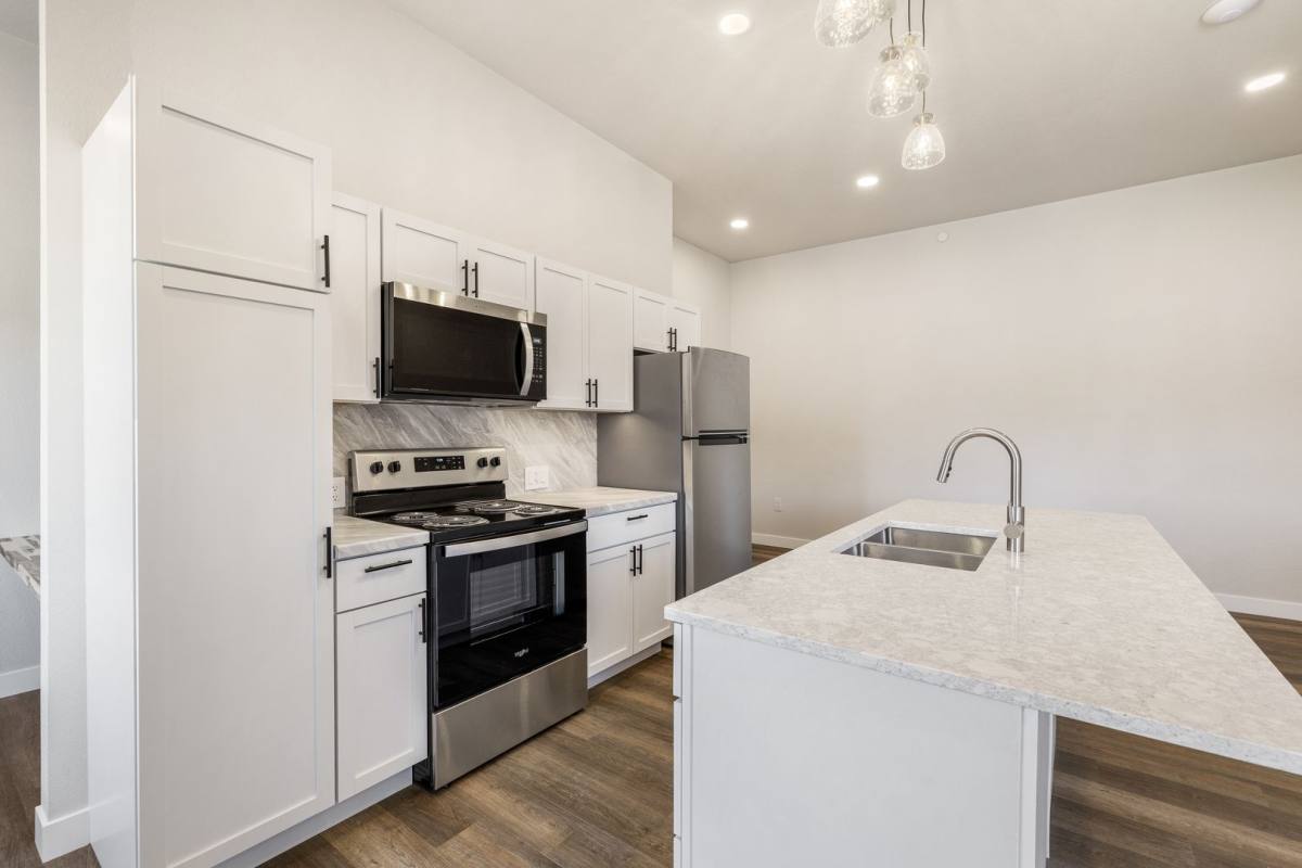 208 & 212 W Mount Rushmore Rd, Custer, SD 57730 - Apartment for Rent - Image 9