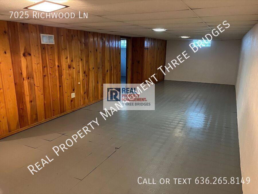 House for rent at 7025 Richwood Lane, Hazelwood, MO 63042