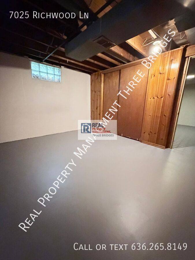 House for rent at 7025 Richwood Lane, Hazelwood, MO 63042
