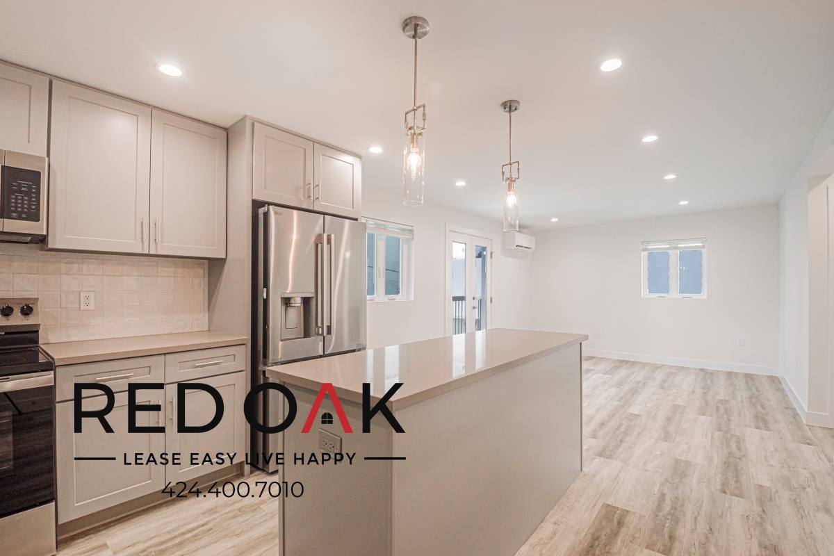 Condo for rent at 3135 Detroit St #313-5, Los Angeles, CA 90036