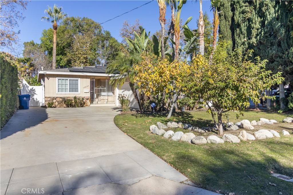 Apartment for rent at 15439 Vose St, Van Nuys, CA 91406