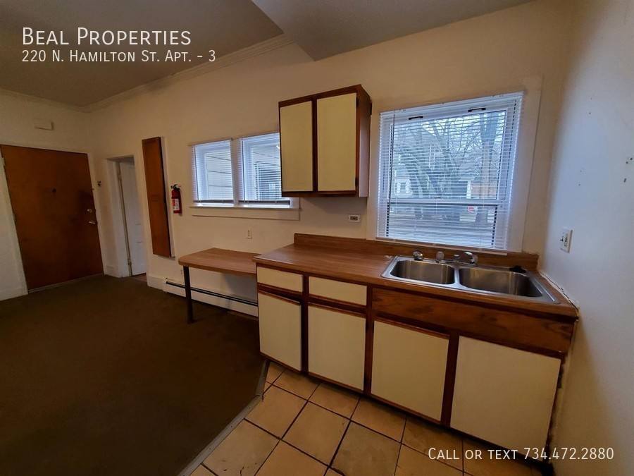 Apartment for rent at 220 N Hamilton St #3, Ypsilanti, MI 48197