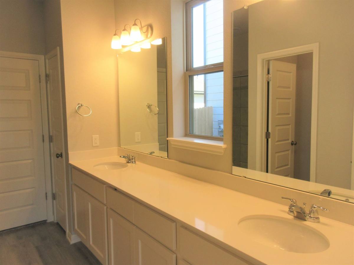 House for rent at 2224 Pecan Island Dr, Leander, TX 78641