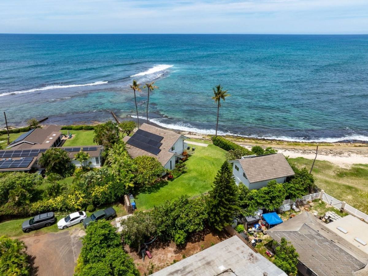 House for rent at 87-829 Farrington Highway, Waianae, HI 96792