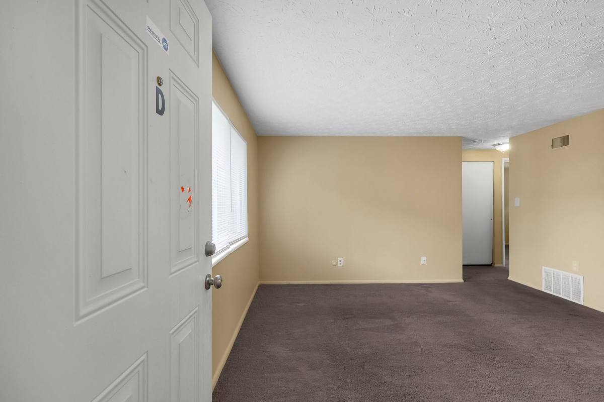Apartment for rent at 3011 Markham Rd, Columbus, OH 43207