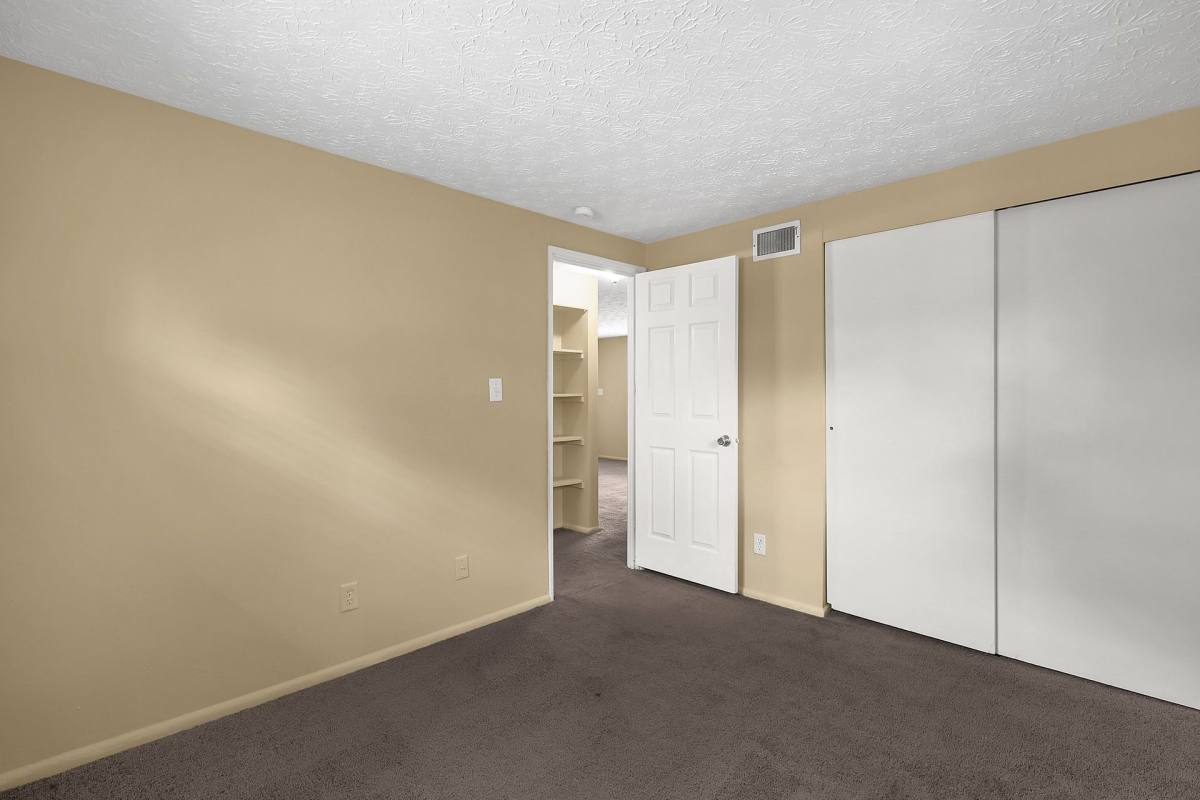 Apartment for rent at 3011 Markham Rd, Columbus, OH 43207