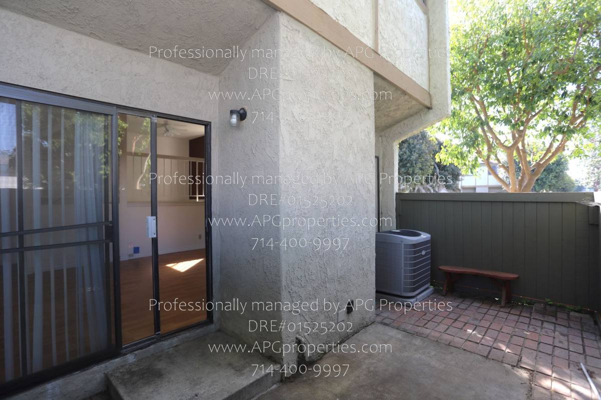 Townhouse for rent at 2000 W Palmyra Ave #32, Orange, CA 92868