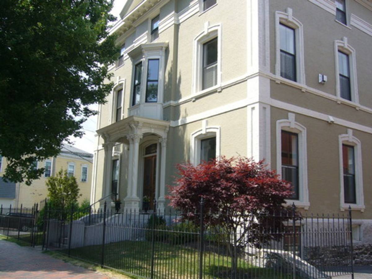 House for rent at 727 Congress St #3, Portland, ME 04102