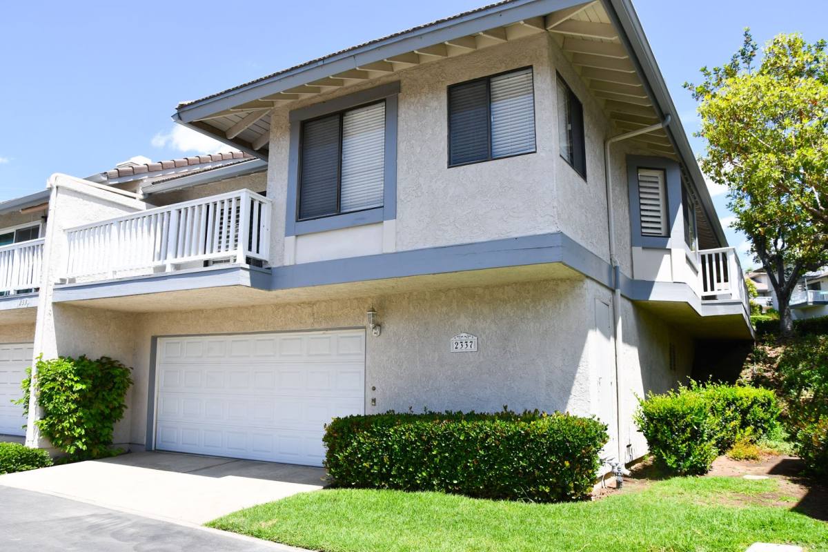 Townhouse for rent at 2337 Skyline, Brea, CA 92821