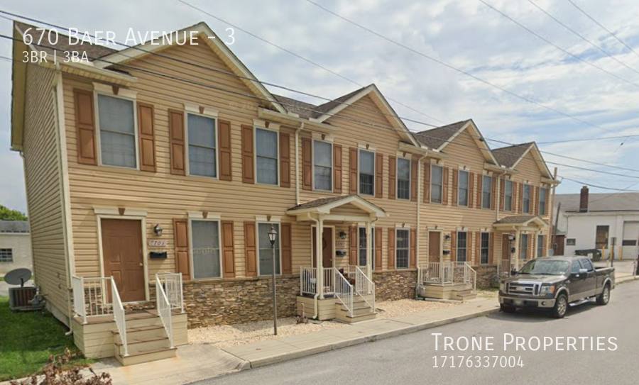 Townhouse for rent at 670 Baer Ave #3, Hanover, PA 17331
