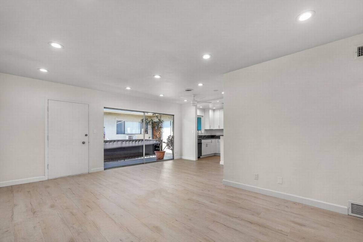 Apartment for rent at 1361 N Laurel Ave, Los Angeles, CA 90046