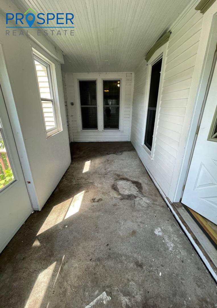Apartment for rent at 639 Niagara St, Eau Claire, WI 54703