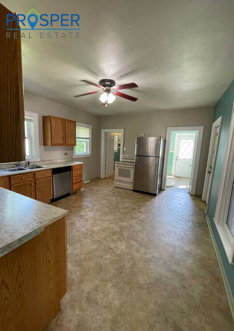 Apartment for rent at 639 Niagara St, Eau Claire, WI 54703