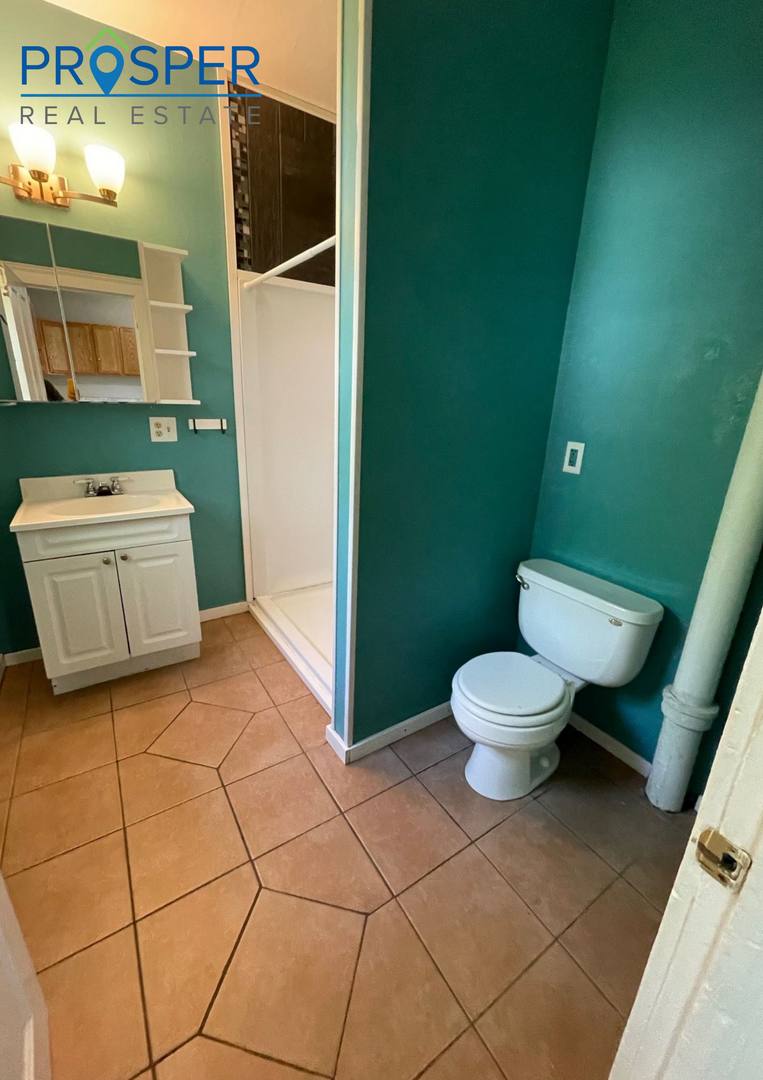 Apartment for rent at 639 Niagara St, Eau Claire, WI 54703