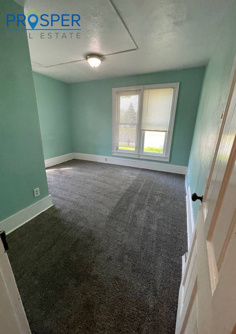 Apartment for rent at 639 Niagara St, Eau Claire, WI 54703