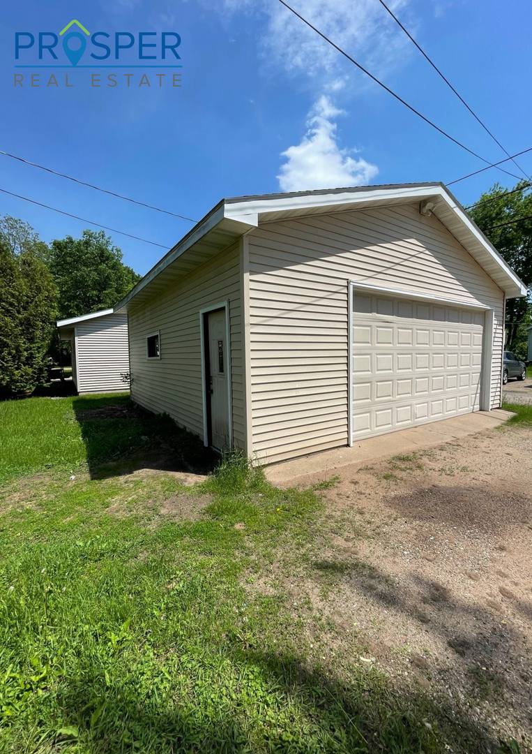 Apartment for rent at 639 Niagara St, Eau Claire, WI 54703