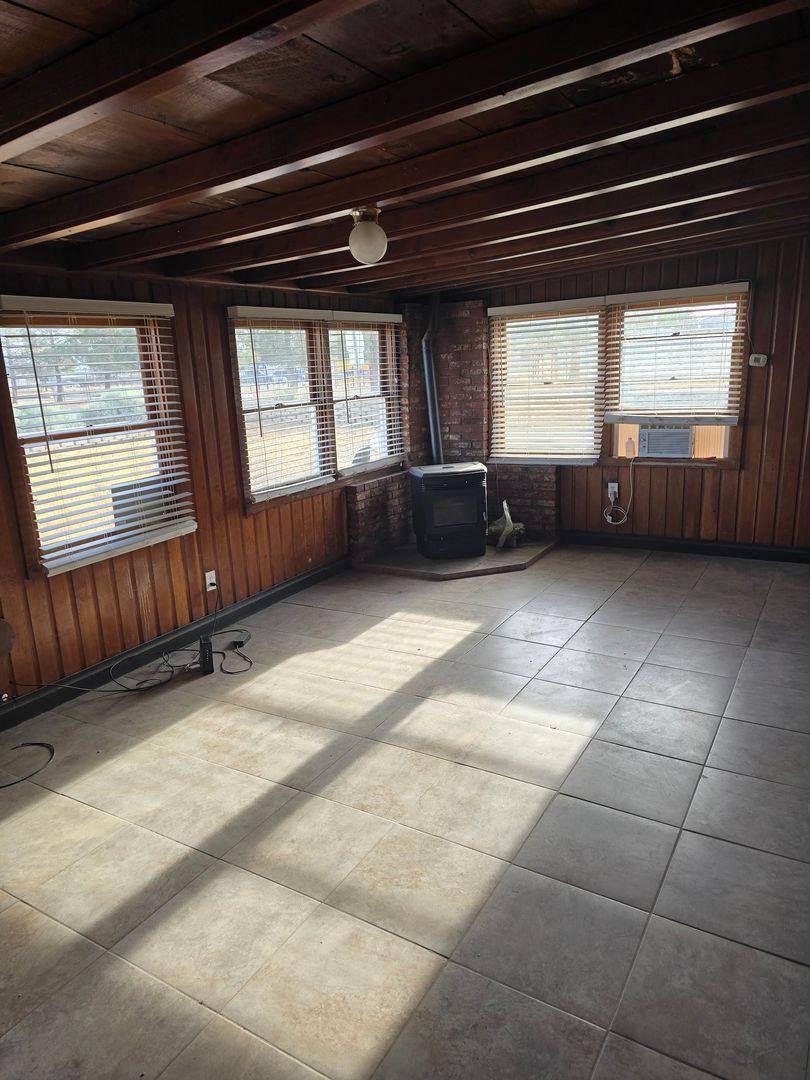 Townhouse for rent at 6701 Mountain View Ave, Inyokern, CA 93527