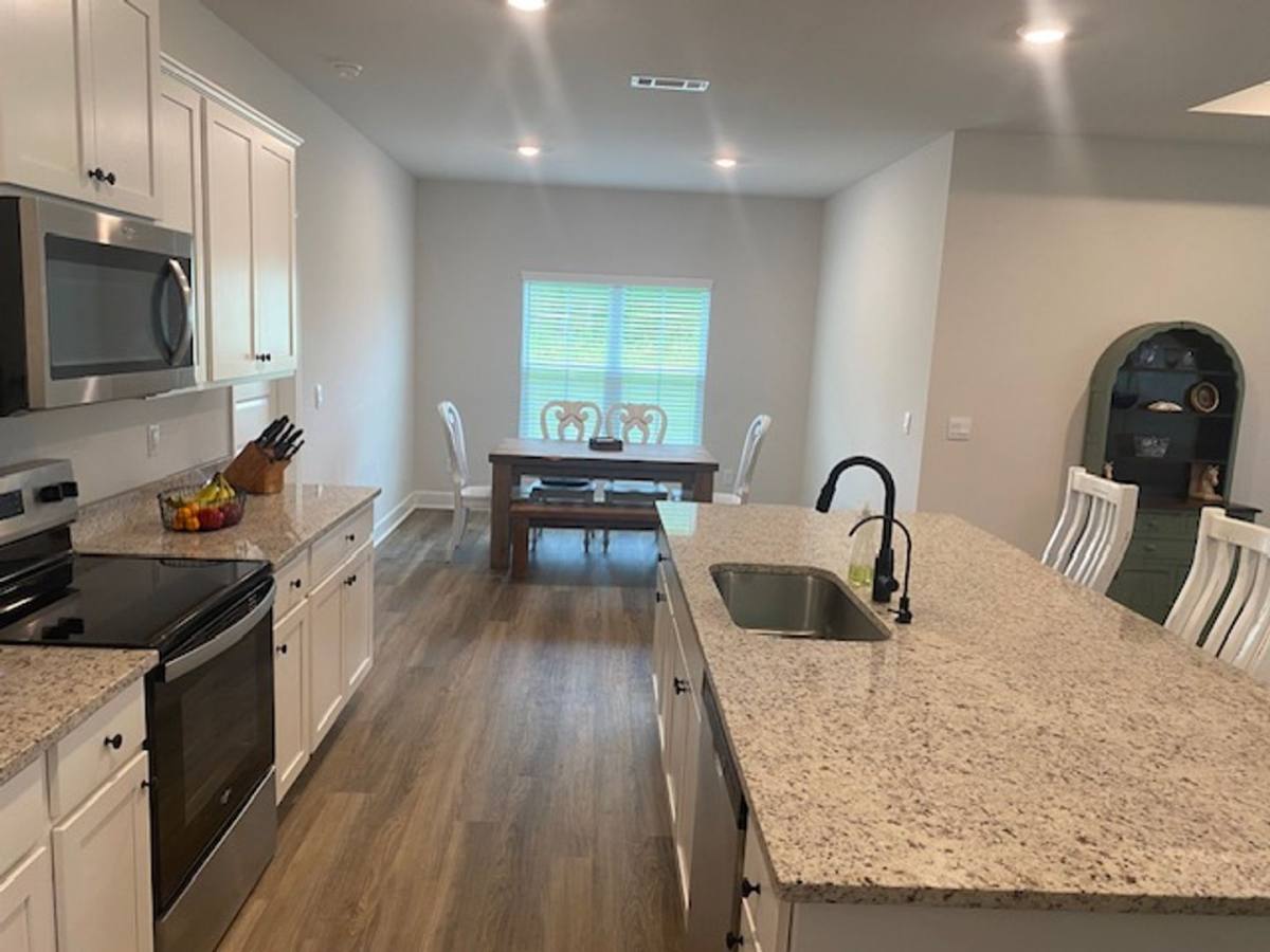 House for rent at 1020 Ballantyne Lane, Hahira, GA 31632