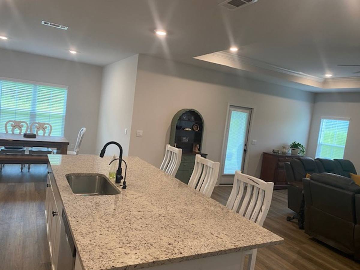 House for rent at 1020 Ballantyne Lane, Hahira, GA 31632