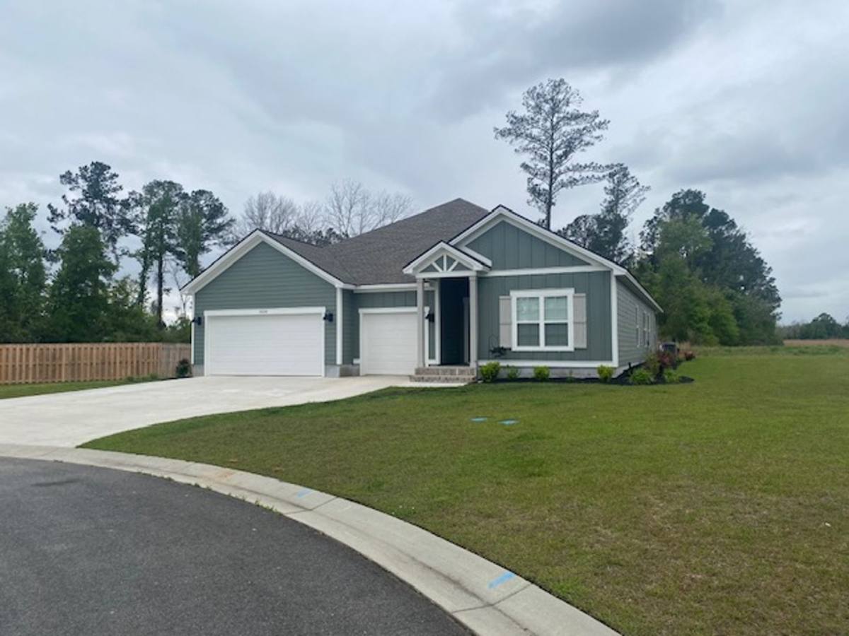 House for rent at 1020 Ballantyne Lane, Hahira, GA 31632