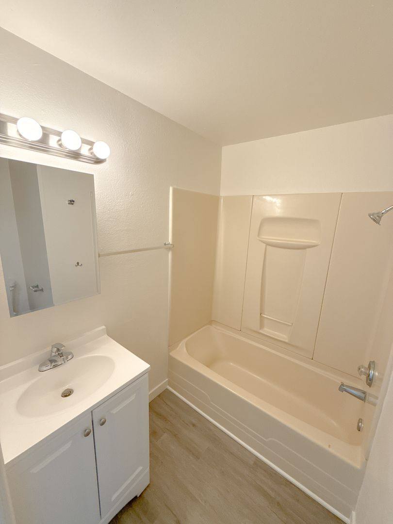 Apartment for rent at 3037 Kane St, Klamath Falls, OR 97603