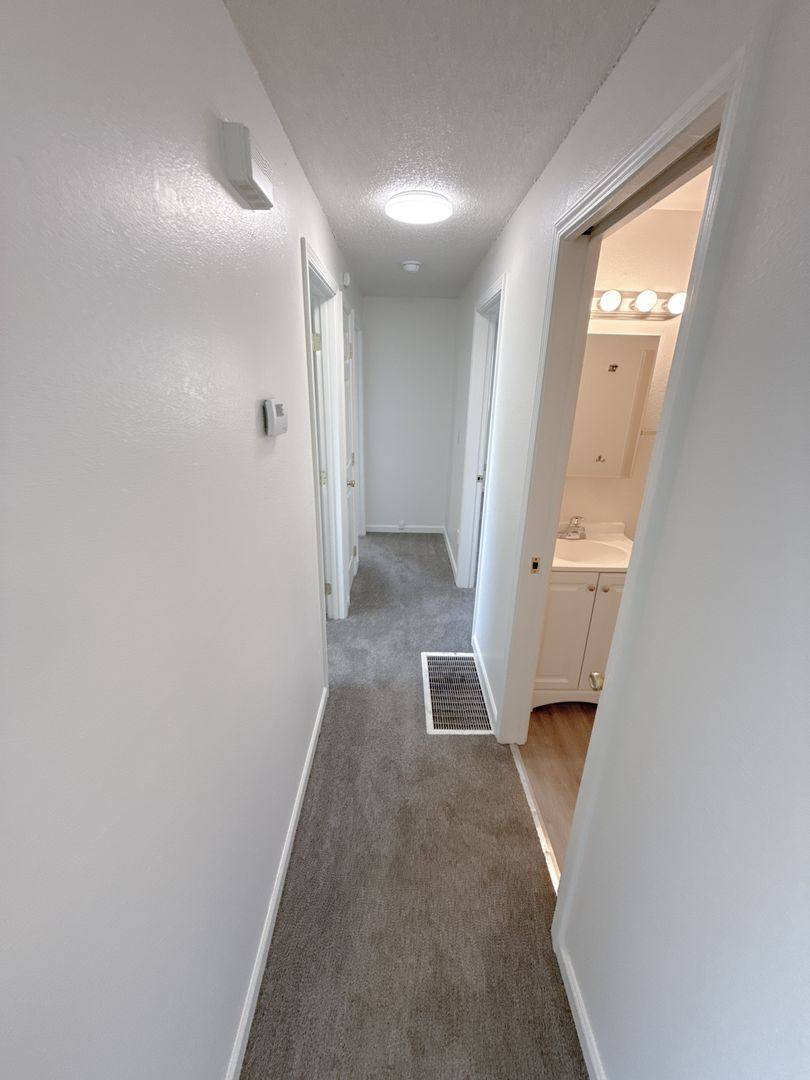 Apartment for rent at 3037 Kane St, Klamath Falls, OR 97603