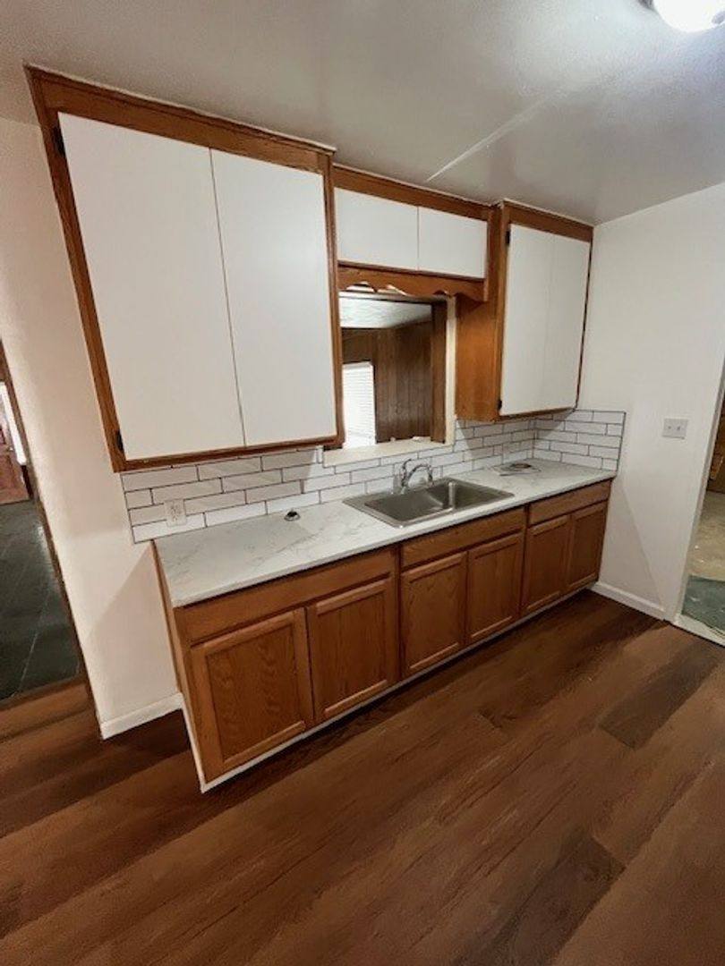 House for rent at 2344 W Walnut Ave, Visalia, CA 93277