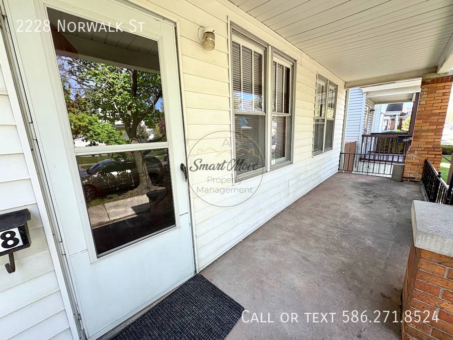 Apartment for rent at 2228 Norwalk St, Hamtramck, MI 48212