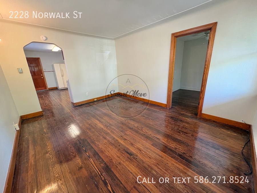 Apartment for rent at 2228 Norwalk St, Hamtramck, MI 48212