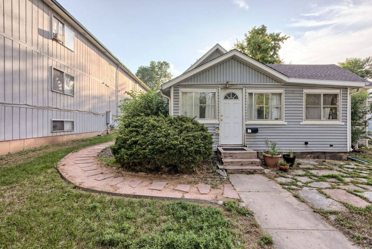 Apartment for rent at 205 N Sherwood #2, Fort Collins, CO 80521