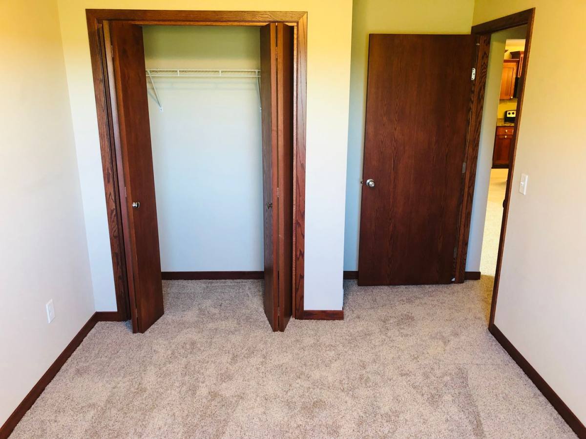 House for rent at 3133 8th St NE, Minot, ND 58703