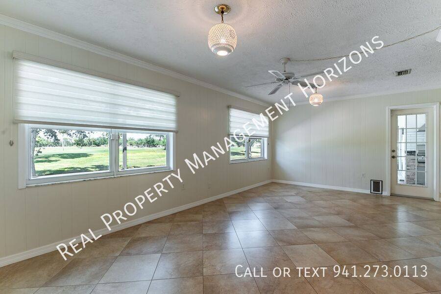 House for rent at 5217 Canterbury Dr, Sarasota, FL 34243