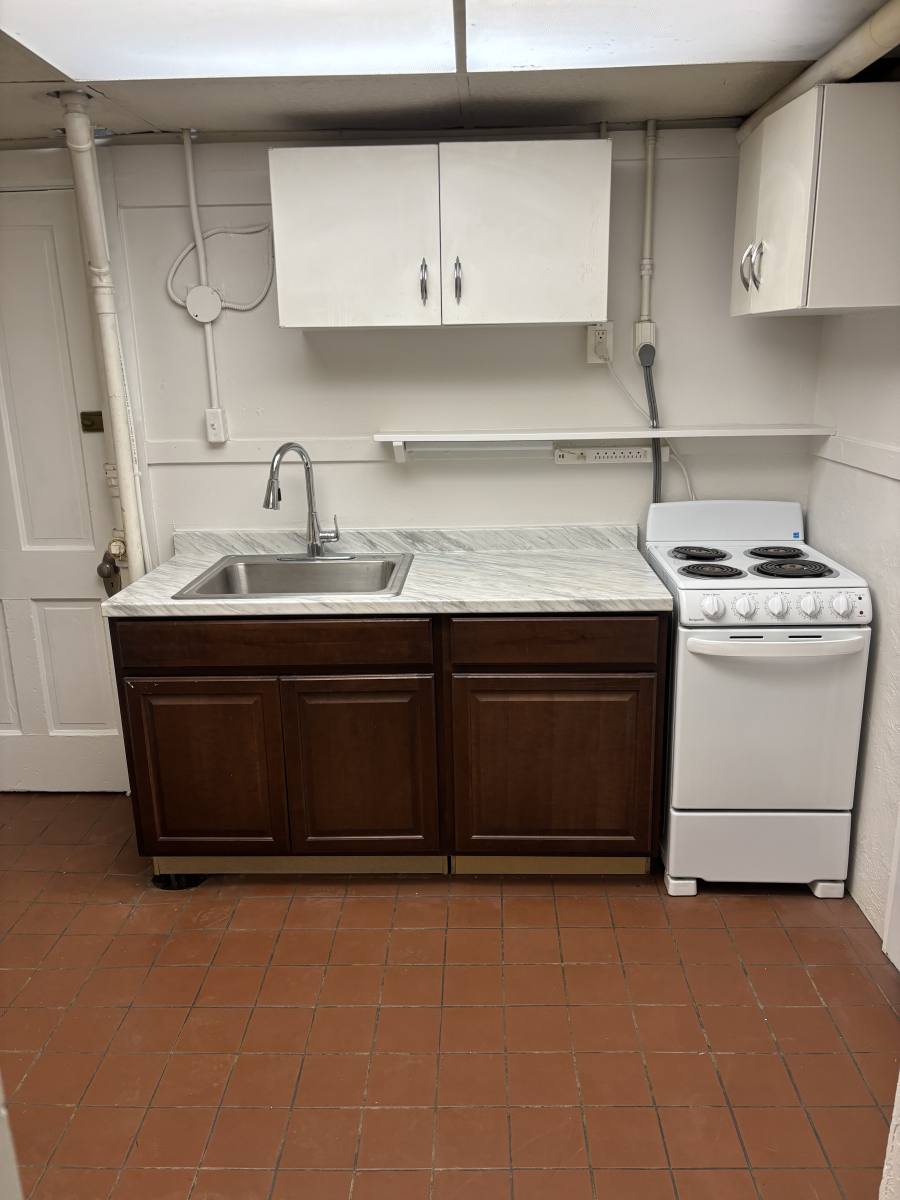 Apartment for rent at 725 N Corona St #6, Denver, CO 80218